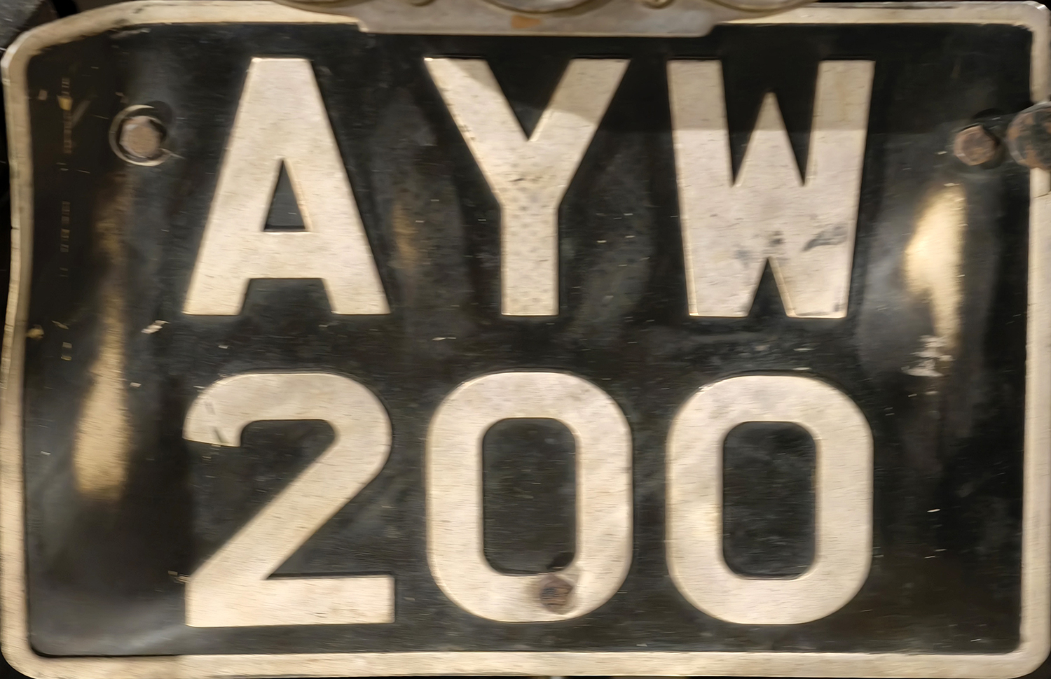 AYW 200